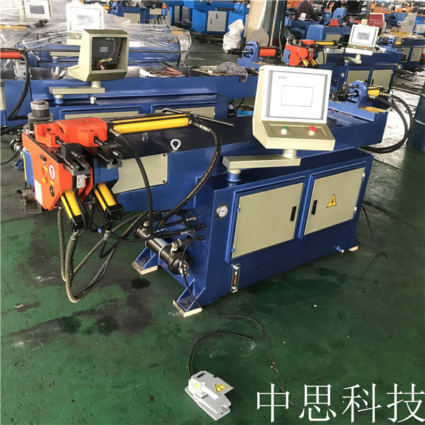 我國的全自動(dòng)彎管機(jī)技術(shù)已經(jīng)走向規(guī)模