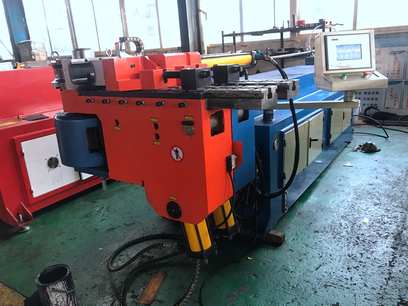 什么是全自動(dòng)彎管機(jī)