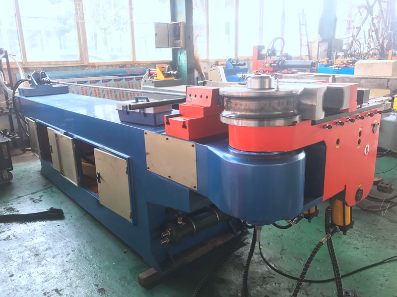 中思彎管機的控制系統有哪些功能